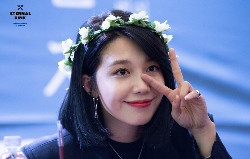 181109 Apink EUNJI at Hyehwa Busan Fansign event documents 2