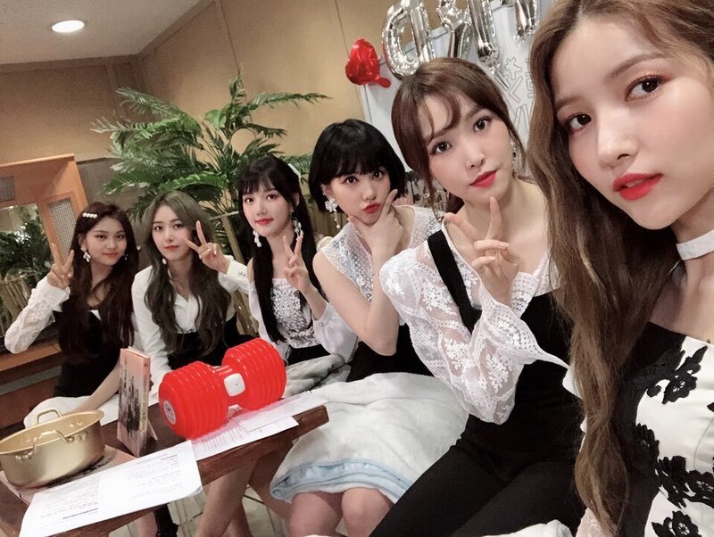 190714 INKIGAYO Twitter Update with GFRIEND documents 2