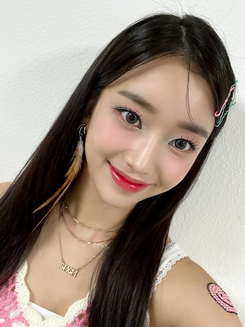 220818 Hi-Up Naver Post - 'BEAUTIFUL MONSTER' Music Show Selca Collection #1 documents 1
