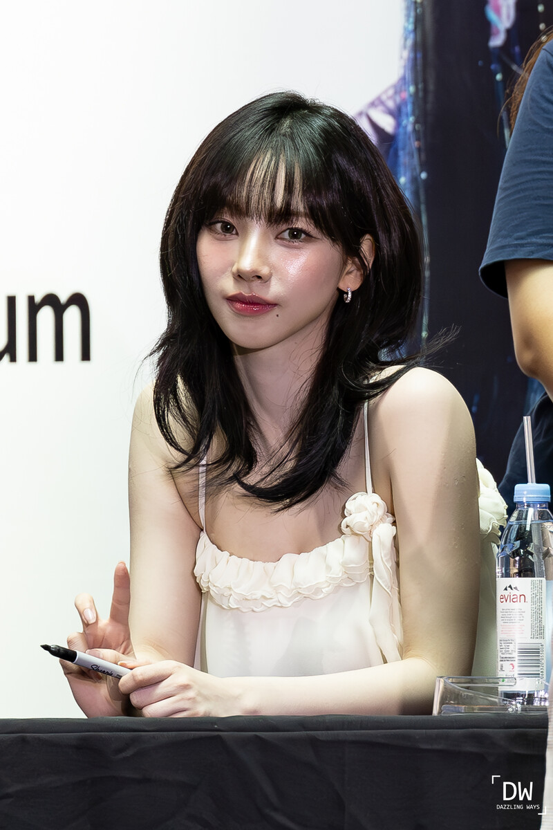 240721 aespa Karina - Fansign Event in Singapore documents 7