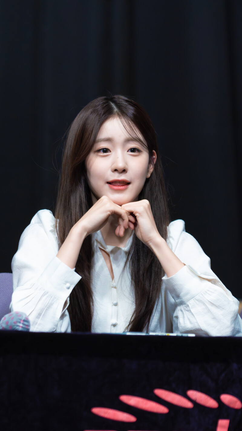 240928 WOOAH - WOOYEON at fansign event documents 17