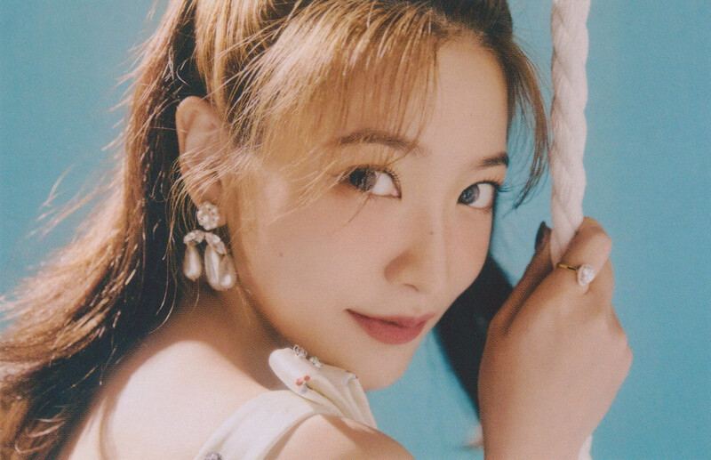 Red Velvet - 1st Japanese Album 'Bloom' [SCANS] documents 7