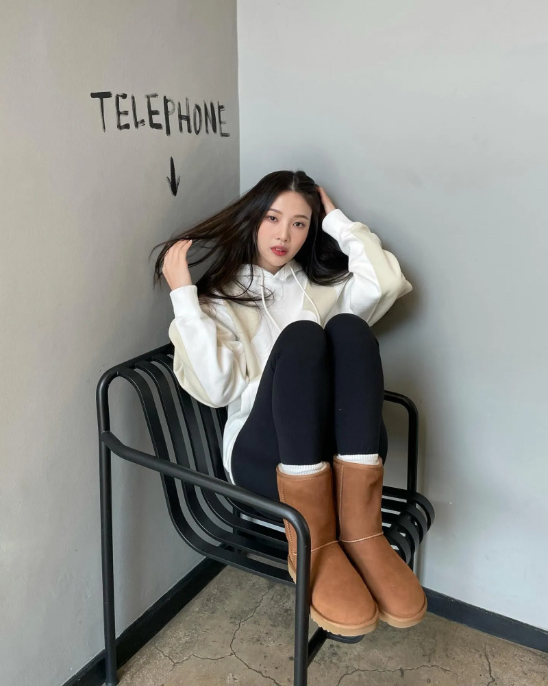 210112 Red Velvet Joy Instagram Update | kpopping