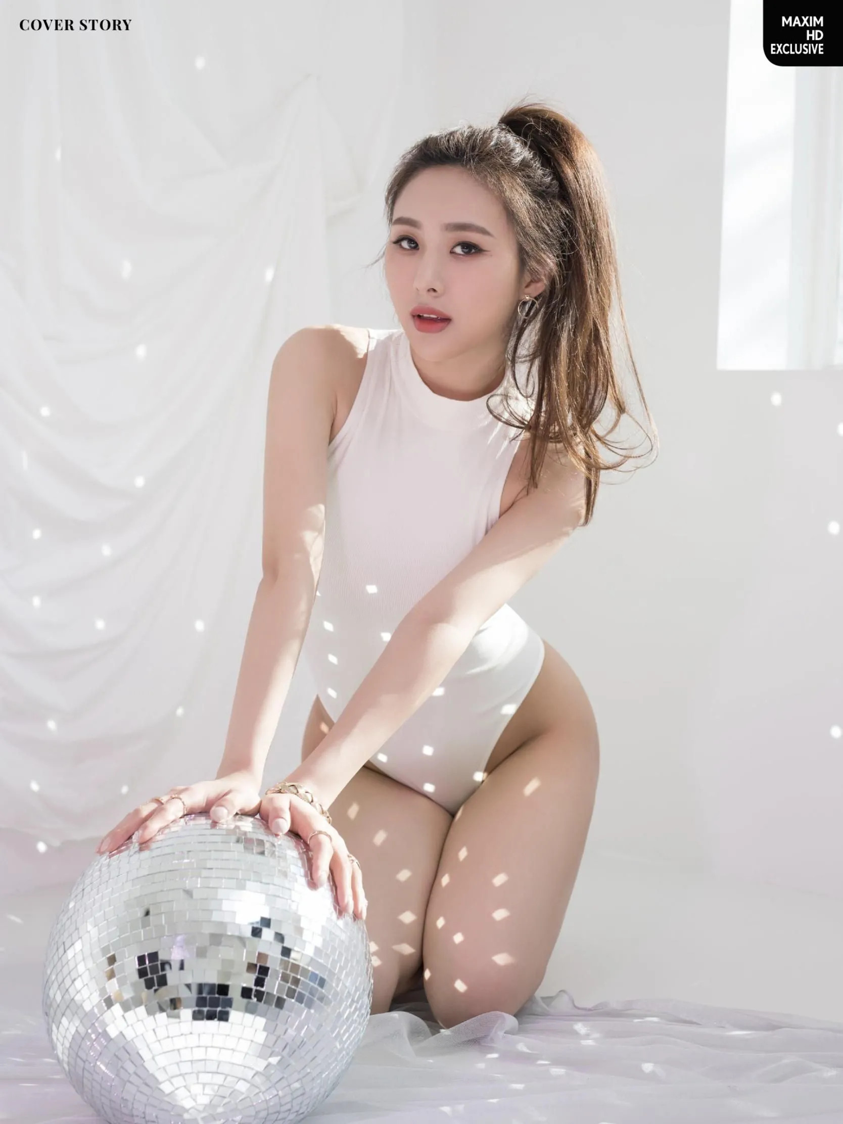 Han Choim for Maxim March 2019 issue | Kpopping