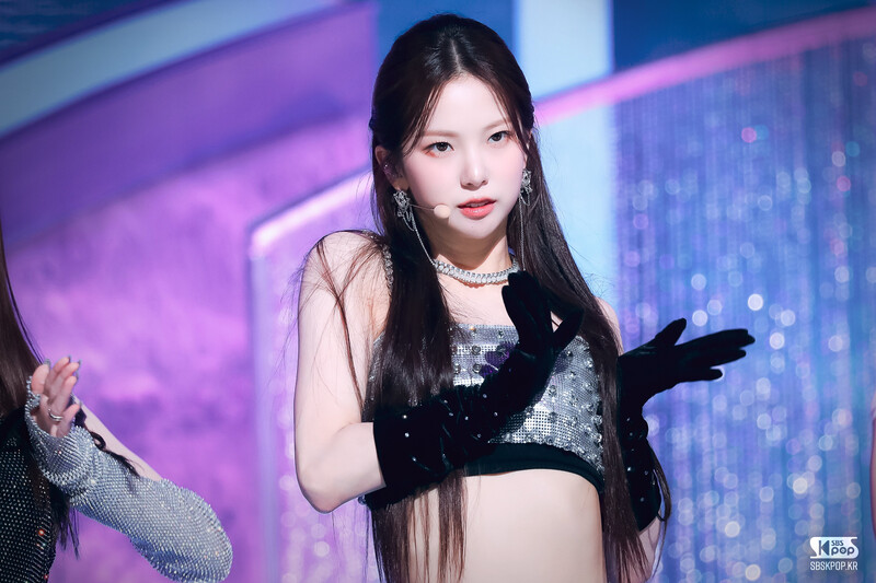 230416 Yujin @ SBS Inkigayo documents 2