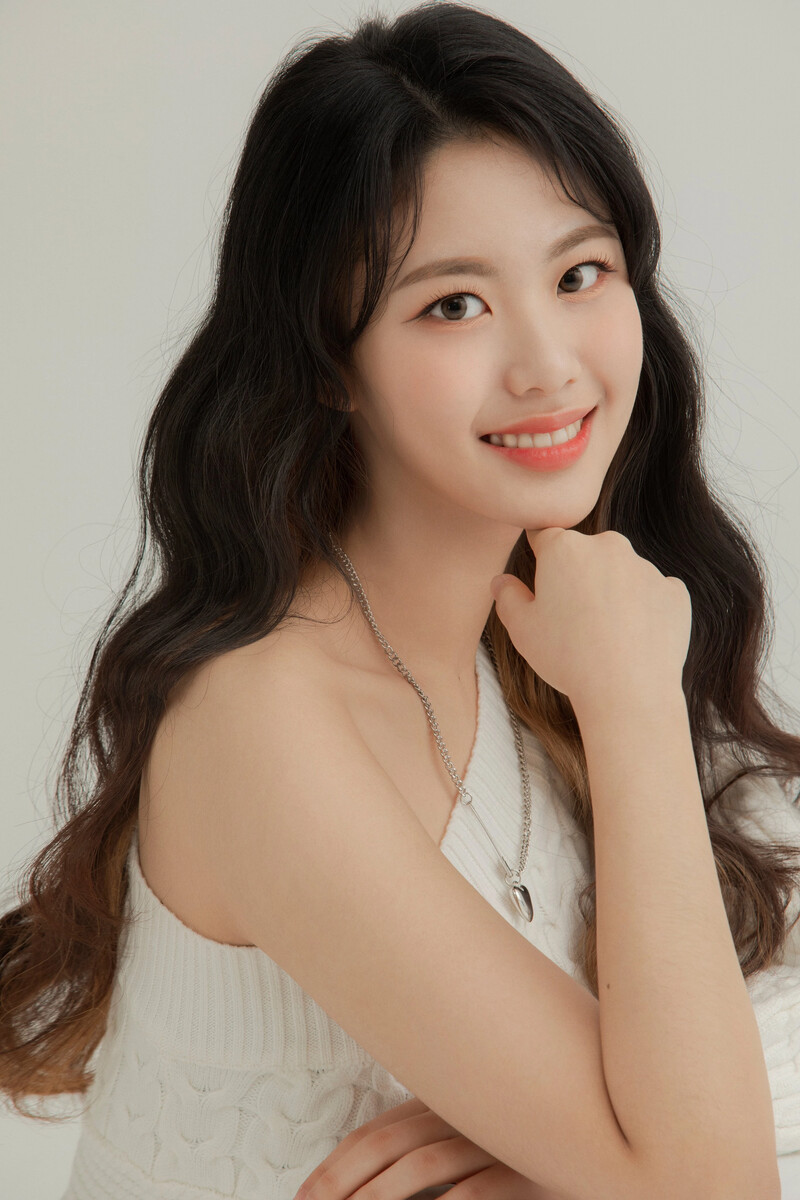 SG Girls 2021 Profile Photos documents 10