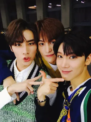 WayV Twitter update with WayV's Kun , Ten ,  Xiaojun & YangYang  | 190120