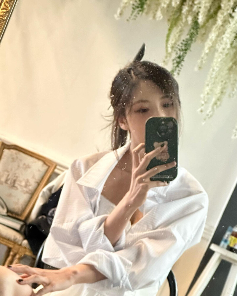 230522 Dreamcatcher Yoohyeon Instagram Update documents 4