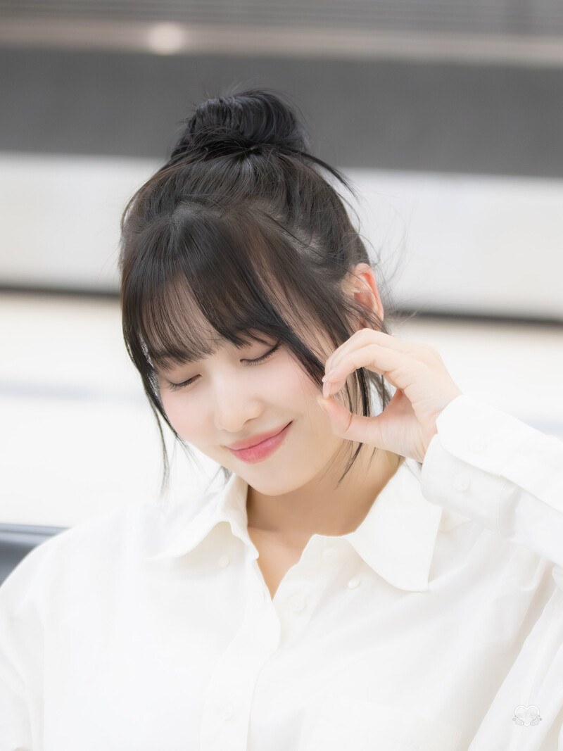 240405 TWICE Momo - GMP Airport documents 17