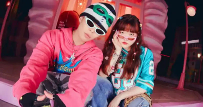 AKMU Tops Korean Music Charts