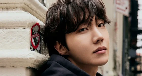 J-Hope of BTS officially announces military enlistment