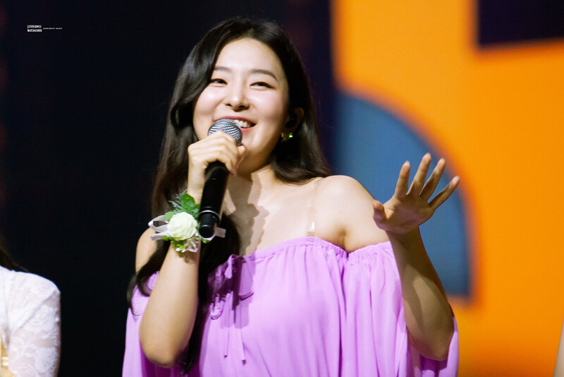 220521 Seulgi at Allo Bank Festival in Indonesia documents 4