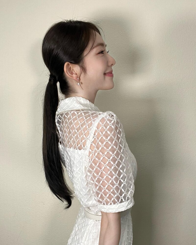 220619 Red Velvet Irene Instagram Update documents 5