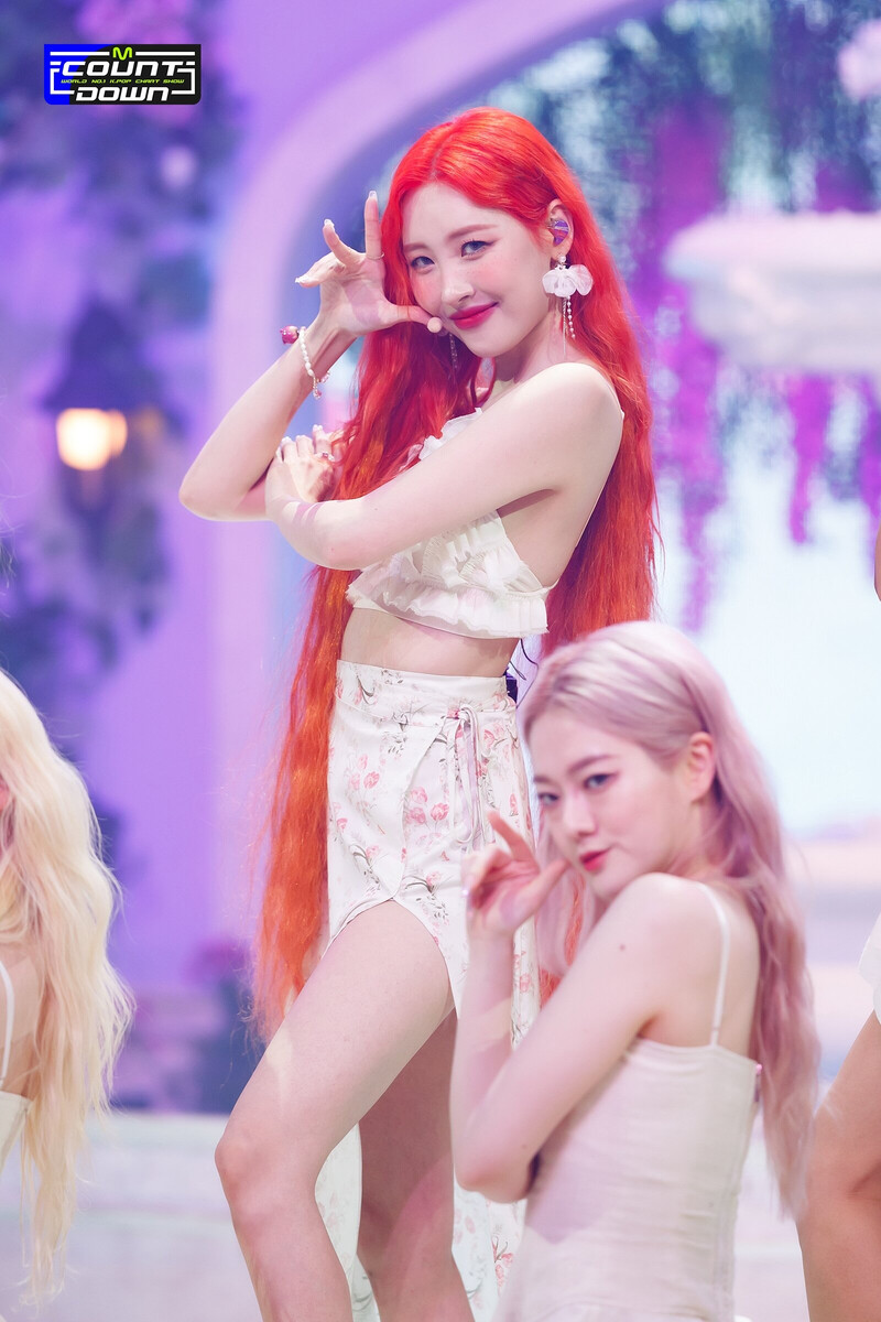 220630 Sunmi - 'Heart Burn' at M Countdown documents 28