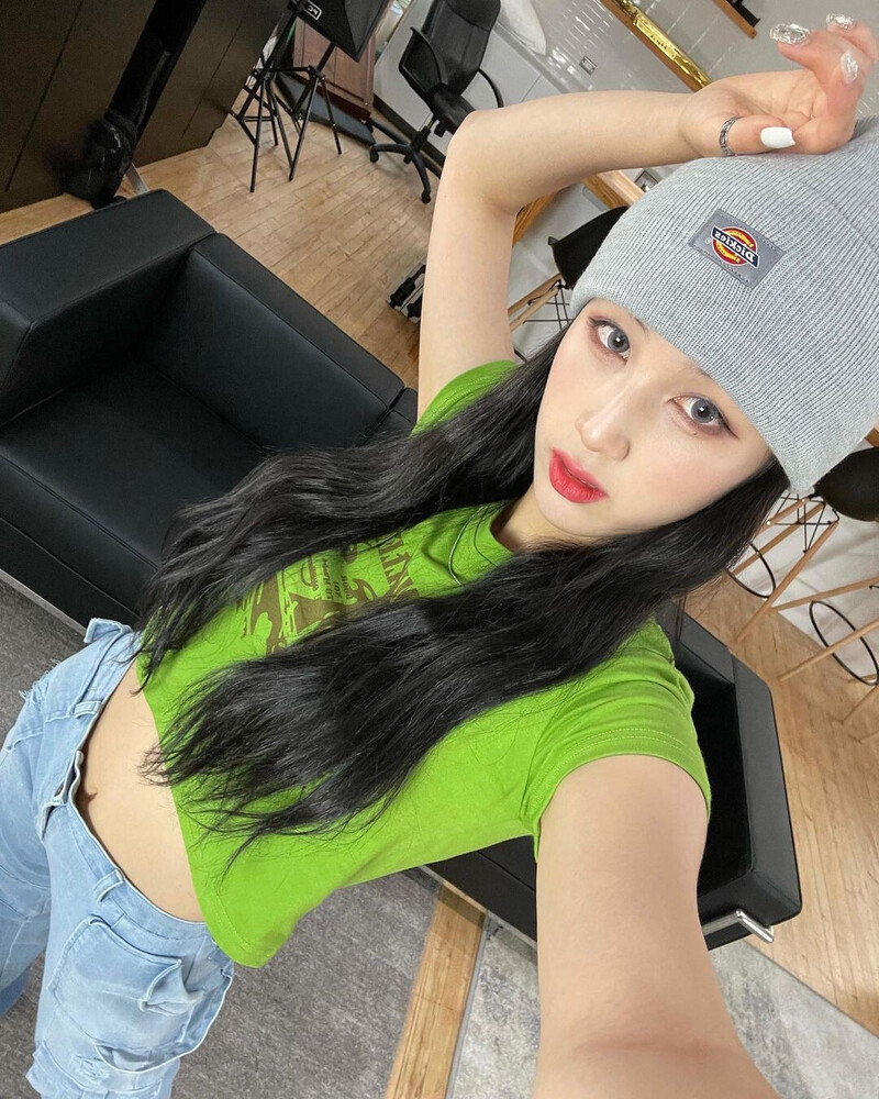 220811 PIXY Instagram Update - Dia documents 1