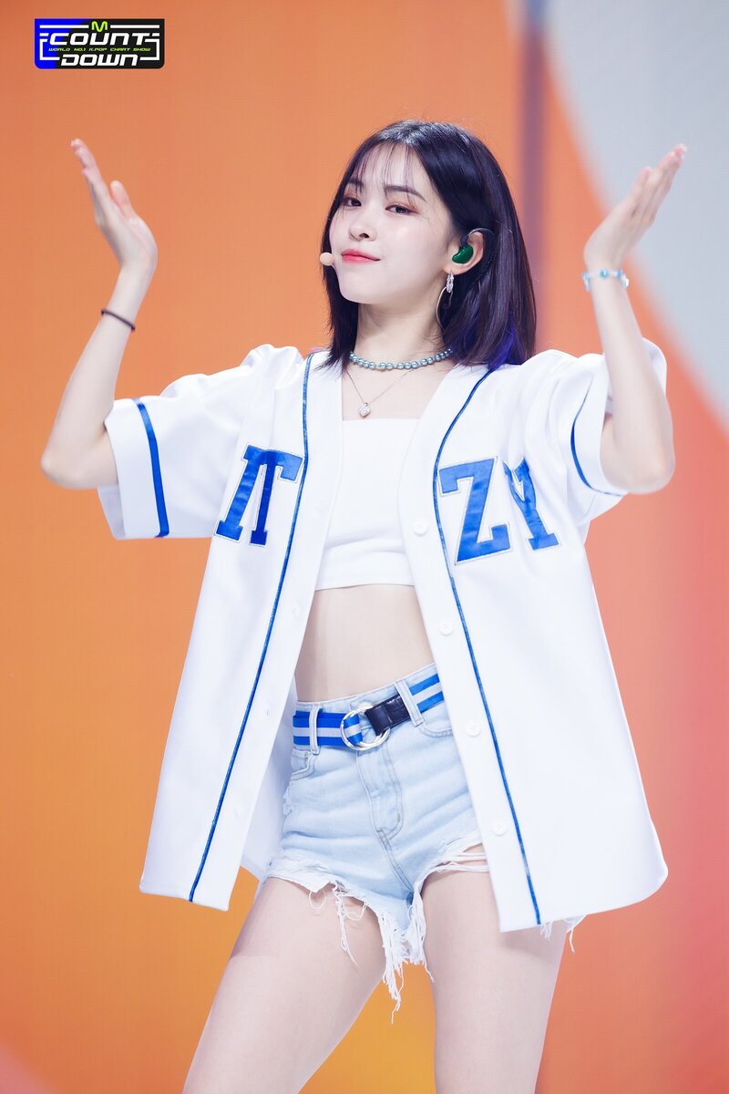 230803 - ITZY 'None of My Business' at M COUNTDOWN documents 2