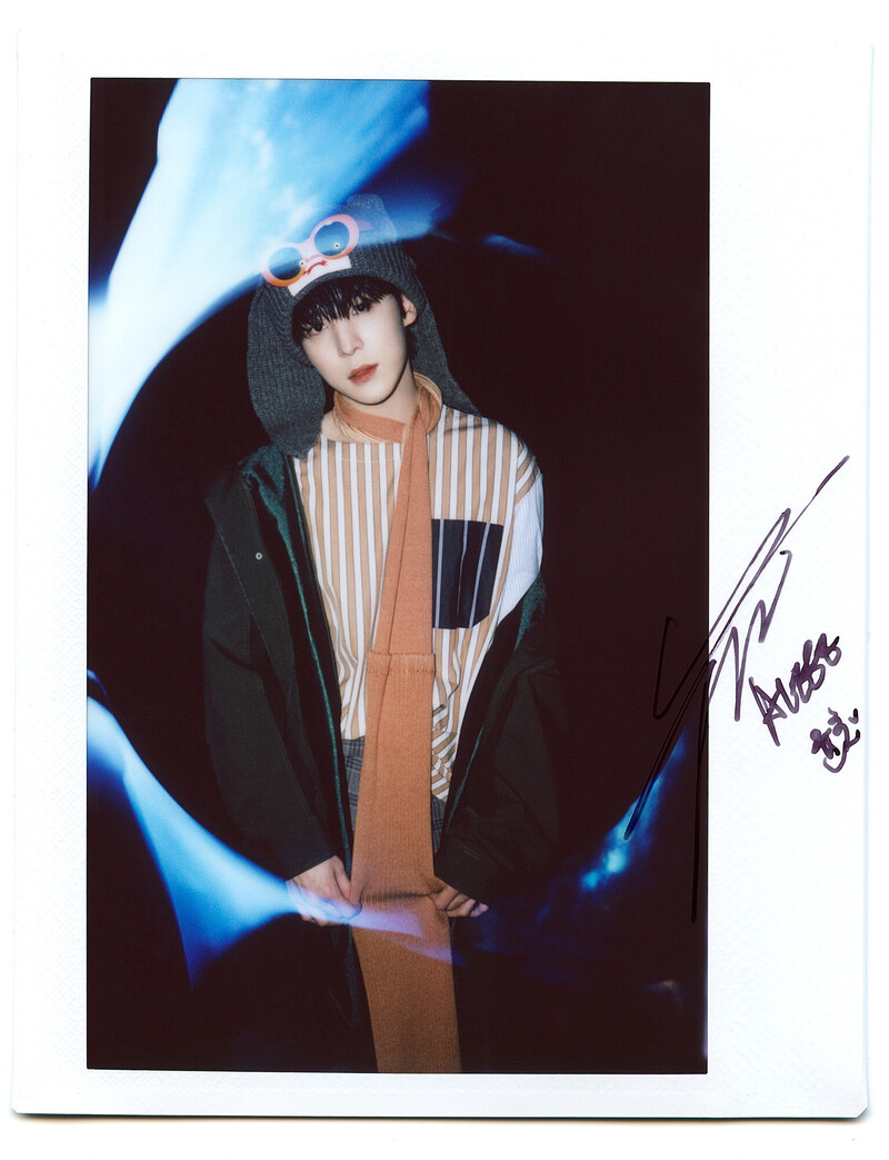 ATEEZ for V MAGAZINE : MINI V Issue 2 2023 documents 7