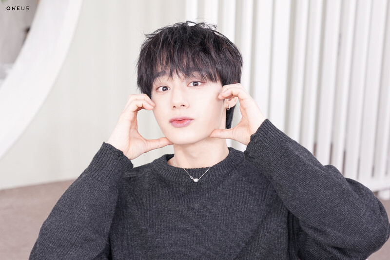 ONEUS 5th ANNIVERSARY documents 8