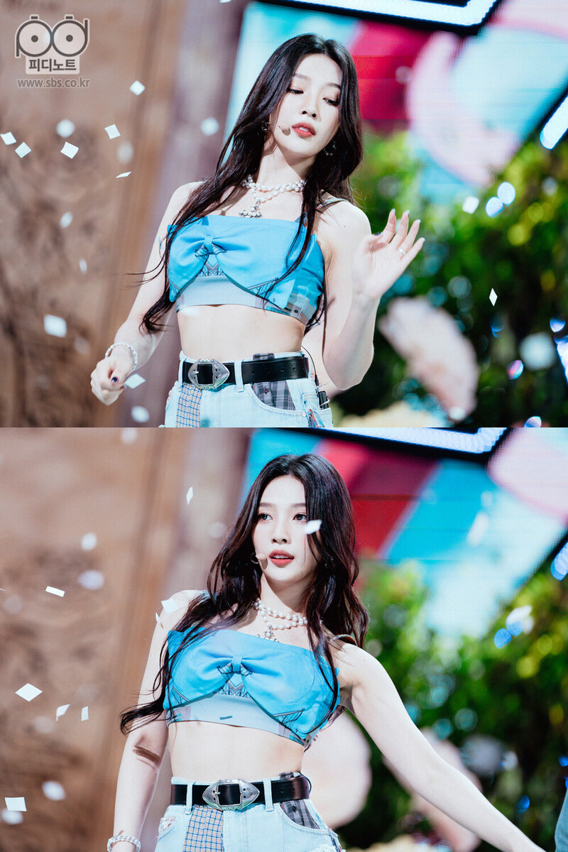 210822 Red Velvet - 'Queendom' at Inkigayo documents 19