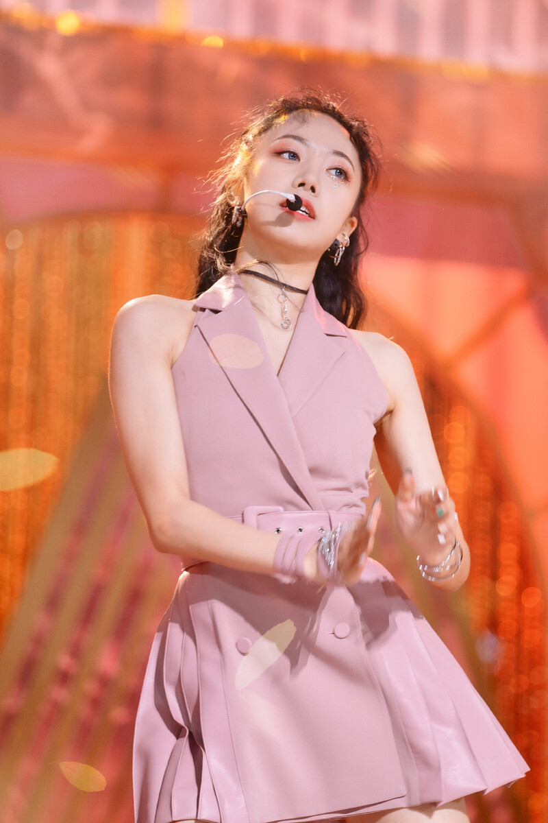 220220 Apink Namjoo - 'Dilemma' at Inkigayo documents 8