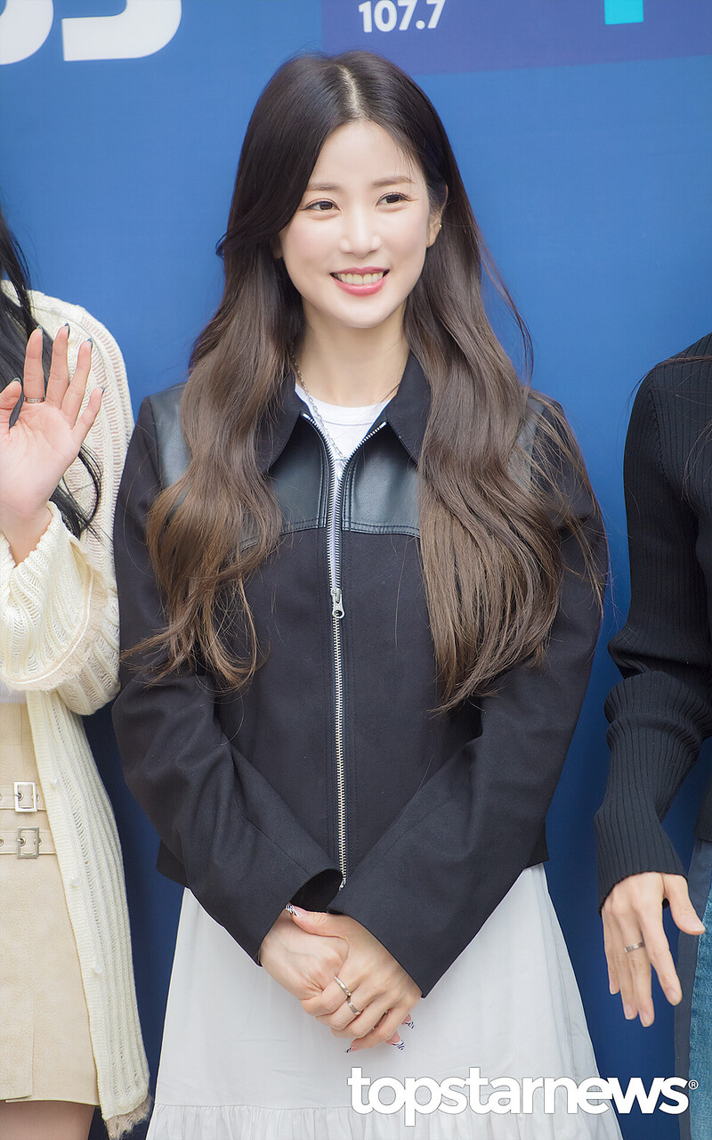 230406 Apink CHORONG -  SBS Radio Cultwo Show commute documents 2