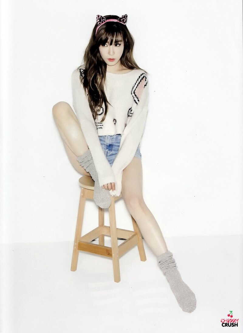 [SCANS] Tiffany for Oh!BOY Magazine February 2015 issue documents 2