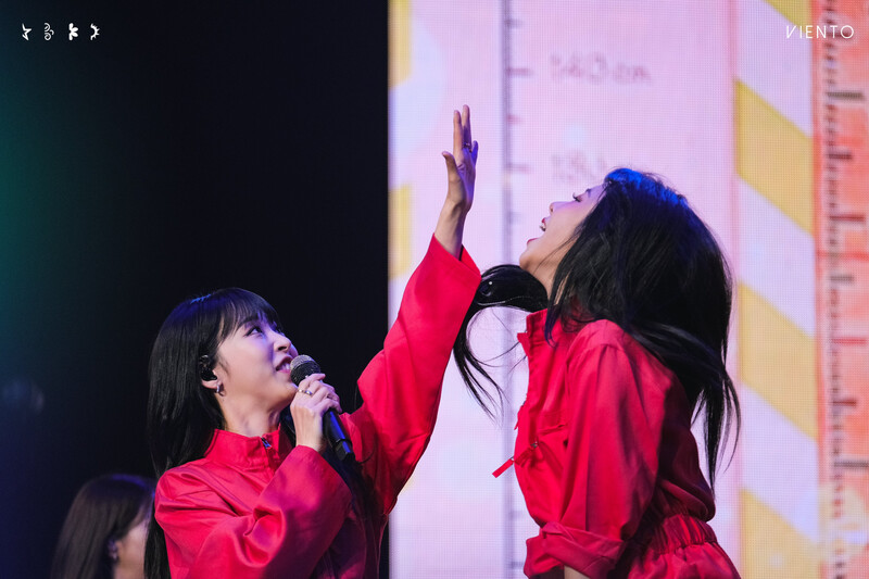 221118 MAMAMOO Moon Byul & Whee In - 'MY CON' World Tour  in Seoul Day 1 documents 4