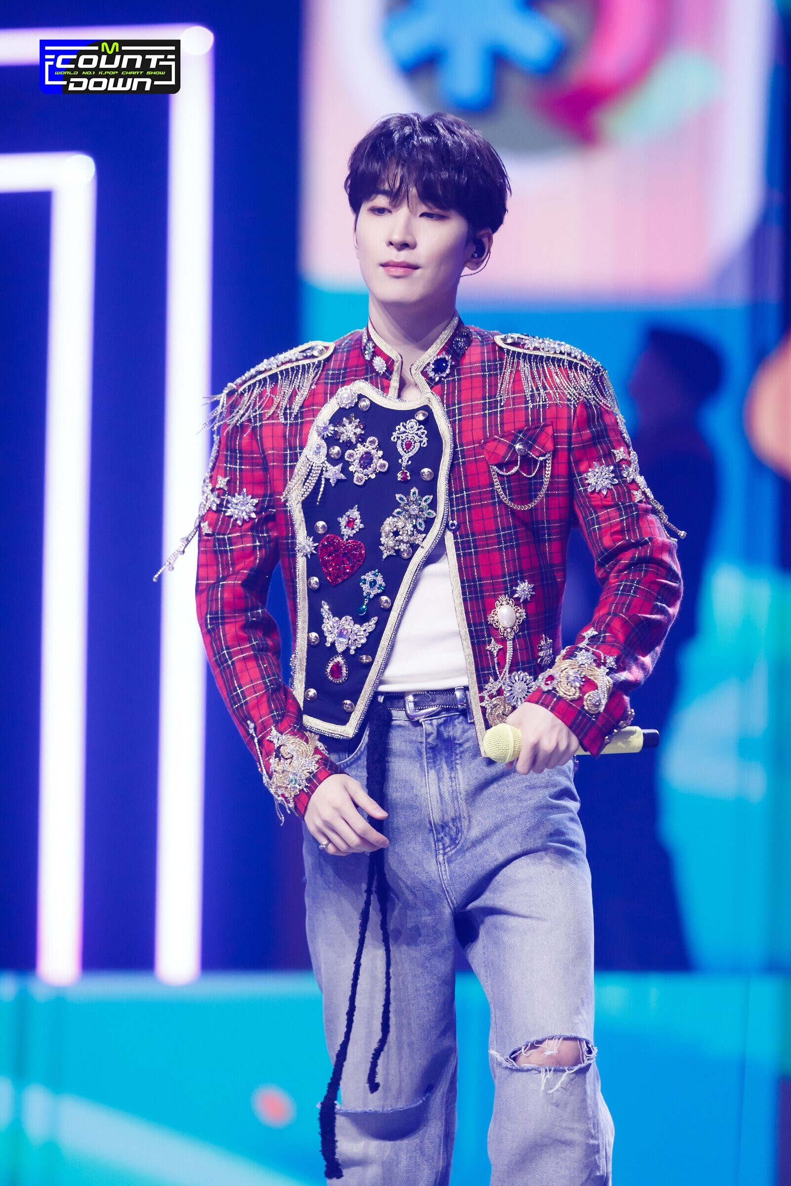 231109 SEVENTEEN Wonwoo - 'God of Music' at M Countdown | kpopping