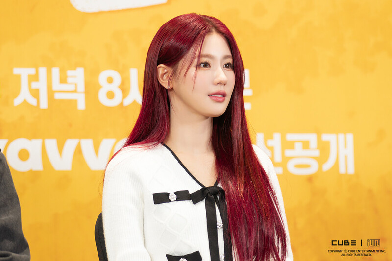 240301 - MIYEON at the JTBC 'Love Siblings' Press Conference - Behind Photos documents 12