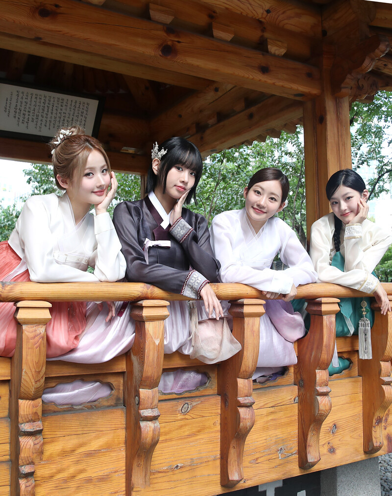 KISS OF LIFE - 2024 Hanbok Interview Photos by News1 documents 5