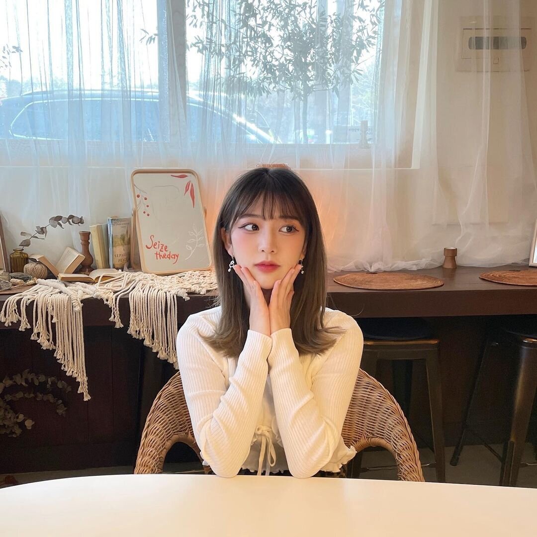 210415 - Byeolha's Instagram Update | kpopping