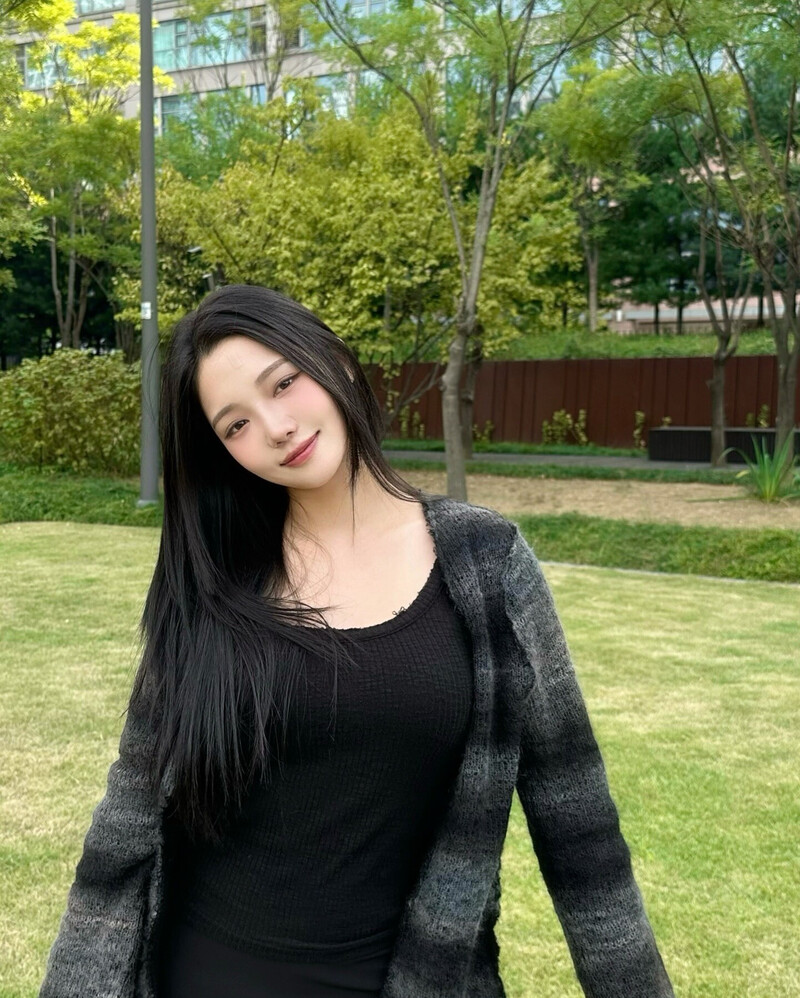 241009 fromis_9 Jisun Instagram Update documents 3