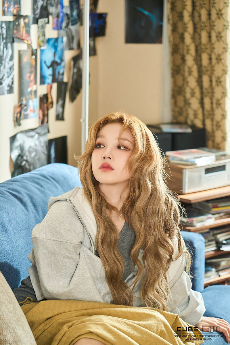 240304 - (G)I-DLE 'Revenge' Music Video Behind Photos documents 11