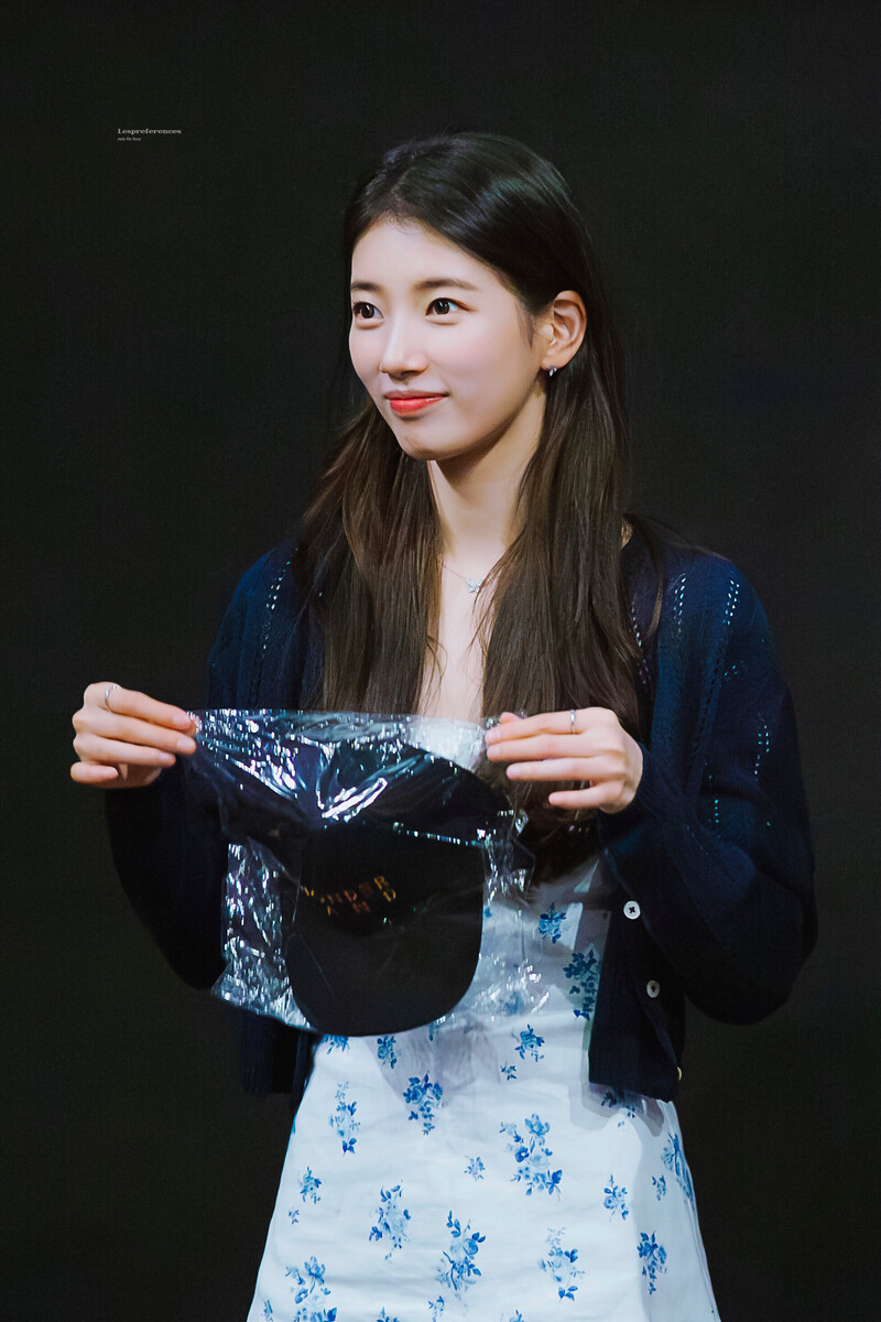 240606 Suzy - Wonderland Stage Greetings Lotte Cinema World Tower documents 9