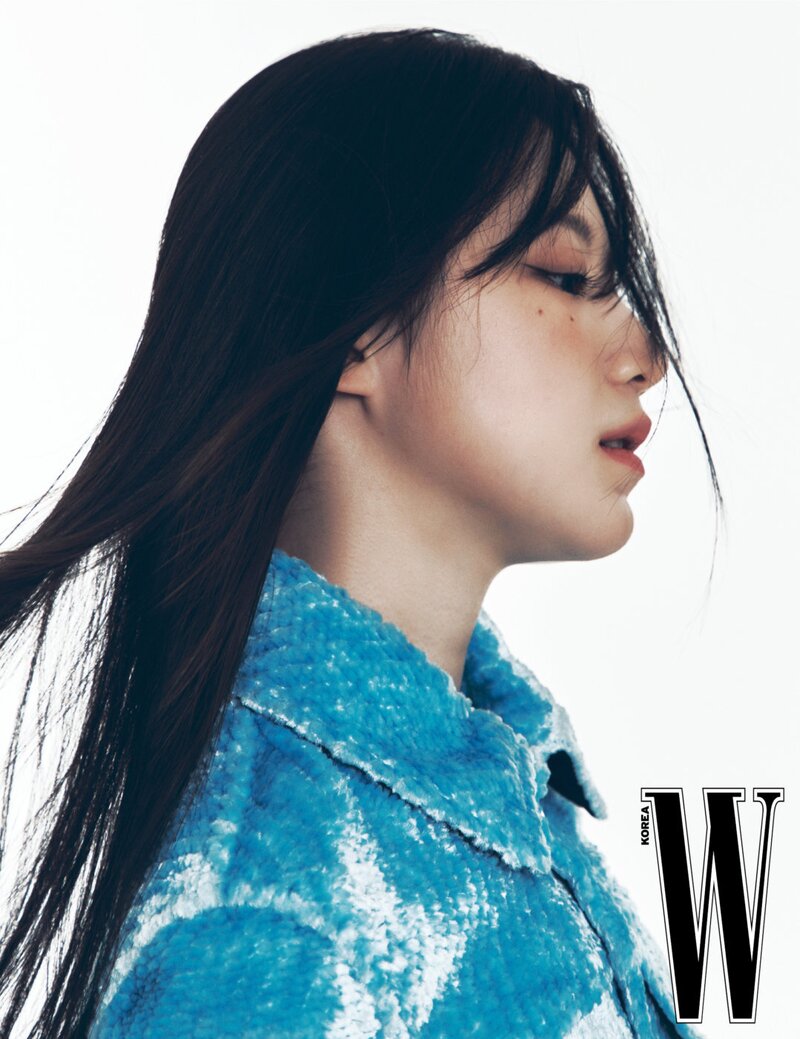 (G)I-DLE for W Korea April 2022 Issue documents 5