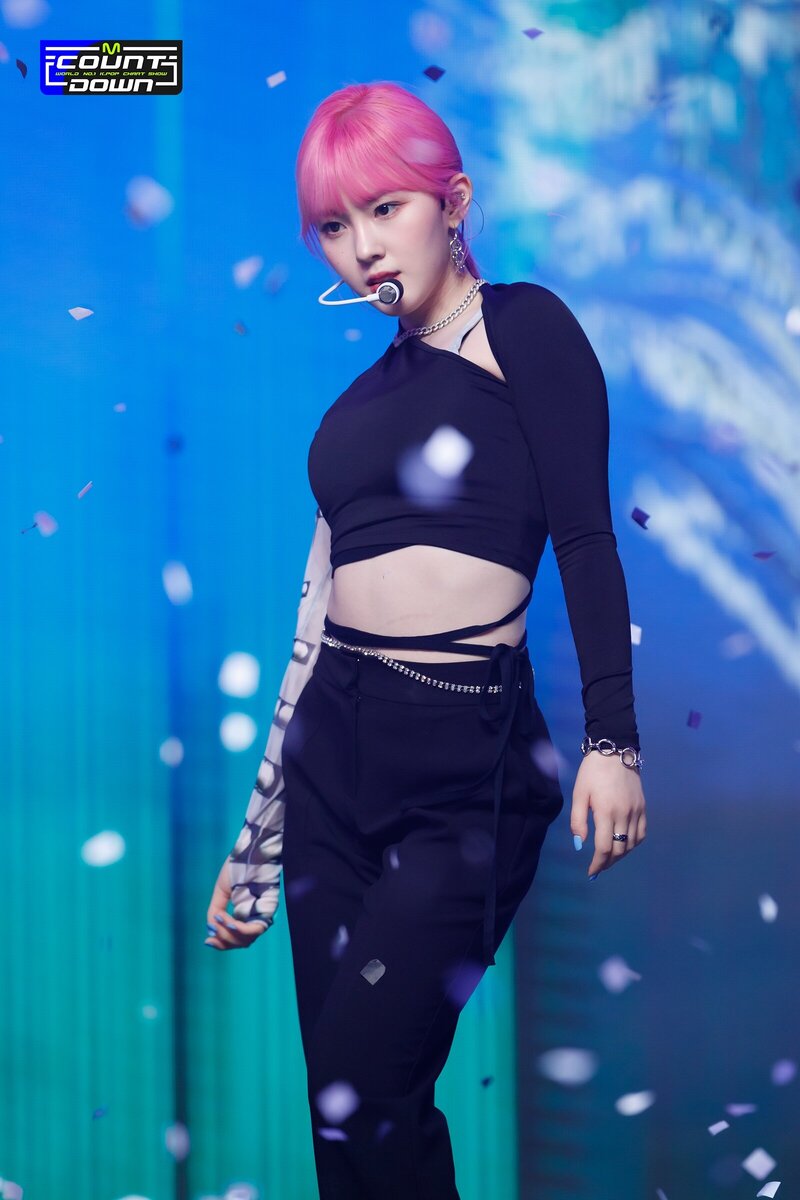 220113 Kep1er - 'MVSK' at M Countdown documents 22