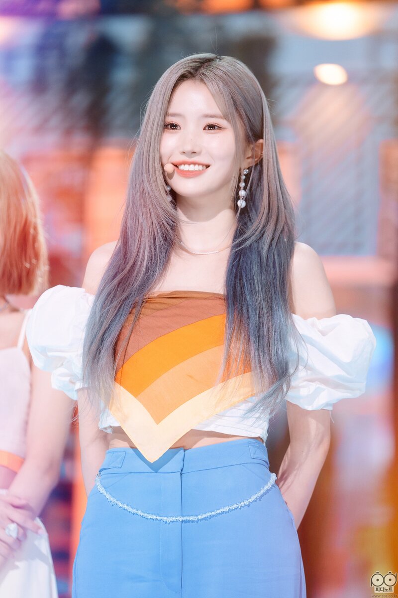 220703 fromis_9 Hayoung - 'Stay This Way' at Inkigayo documents 1