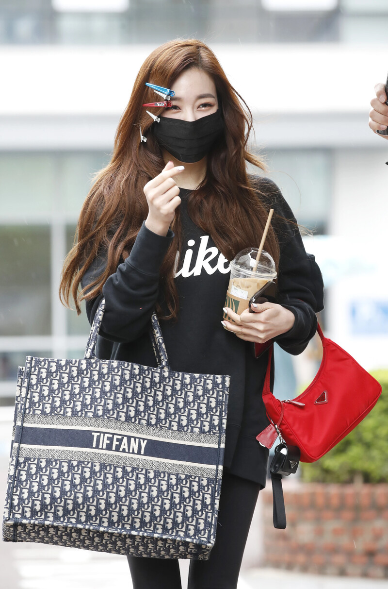 210412 Tiffany Young documents 15