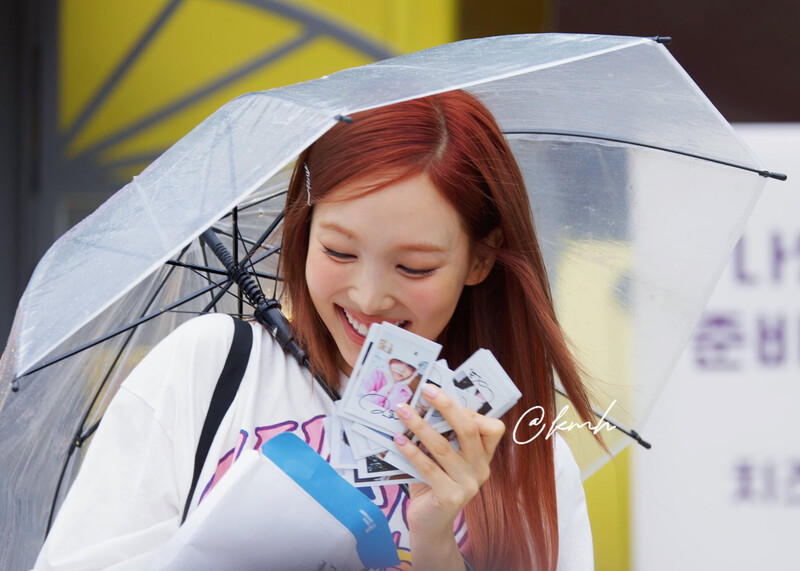 240615 TWICE Nayeon - Music Core Mini Fanmeet documents 14