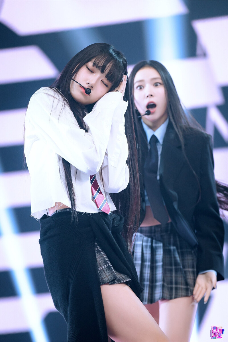 240929 MEOVV SOOIN - 'MEOW' at INKIGAYO documents 2