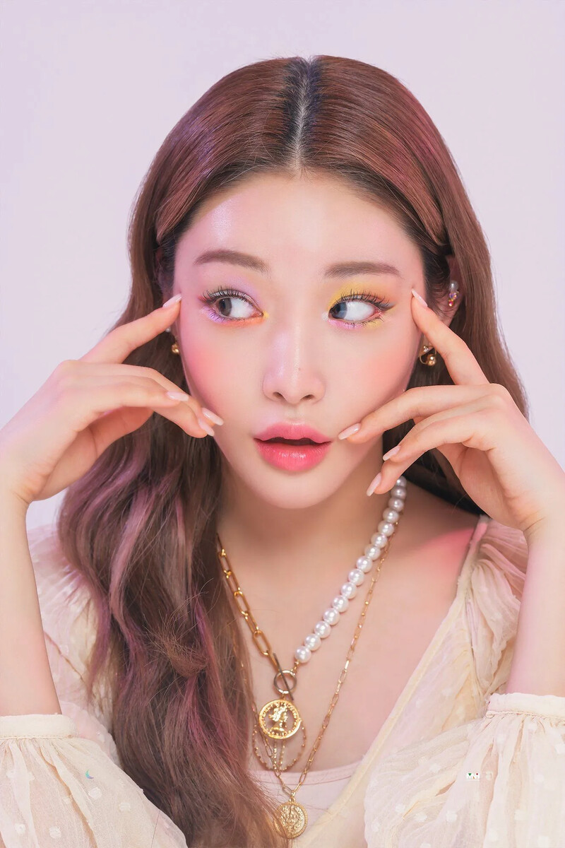 CHUNGHA_MNHent-1189474553212178435-EIHczBnU0AARJu3.jpg