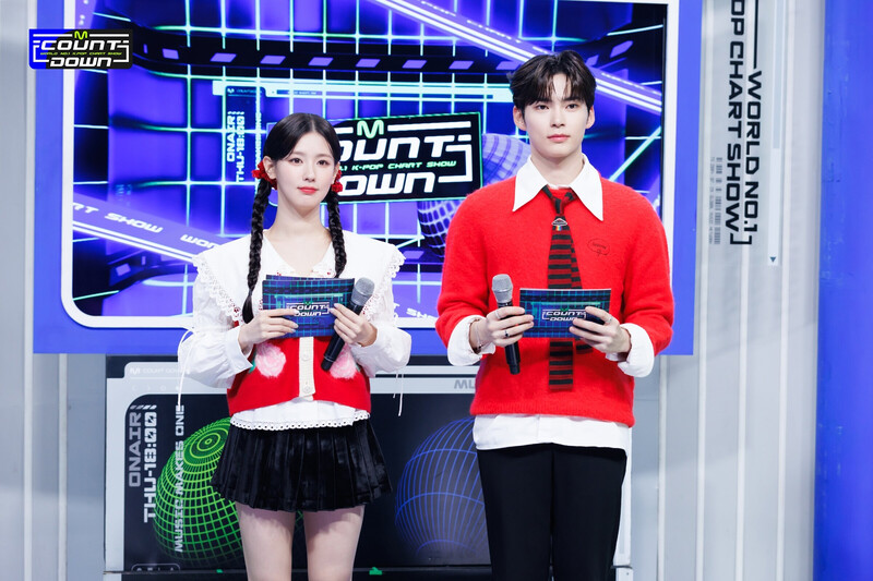 231109 MC Miyeon and Hanbin at M Countdown documents 7