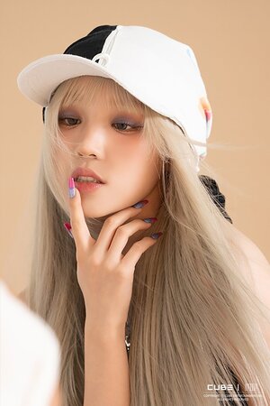 240712 CUBE Entertainment Naver Post with Yuqi - (G)I-DLE 7th Mini Album [I SWAY] Behind the Scenes of the Jacket Shoot