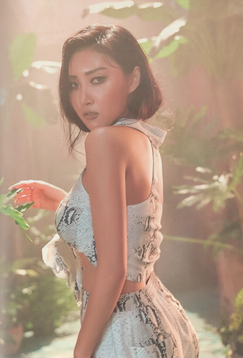 MAMAMOO 7th Mini Album 'Red Moon' [SCANS] documents 1