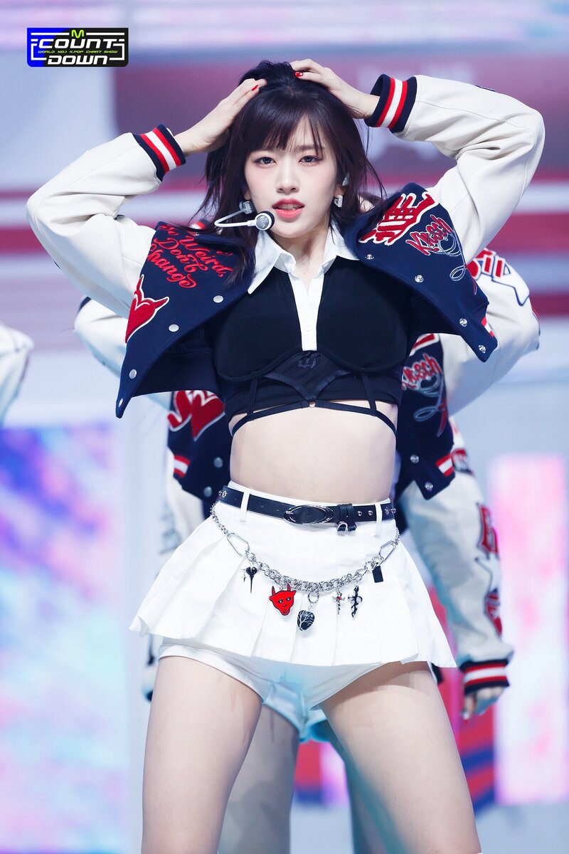 230413 IVE Yujin - 'Kitsch' & 'I AM' at M COUNTDOWN documents 6