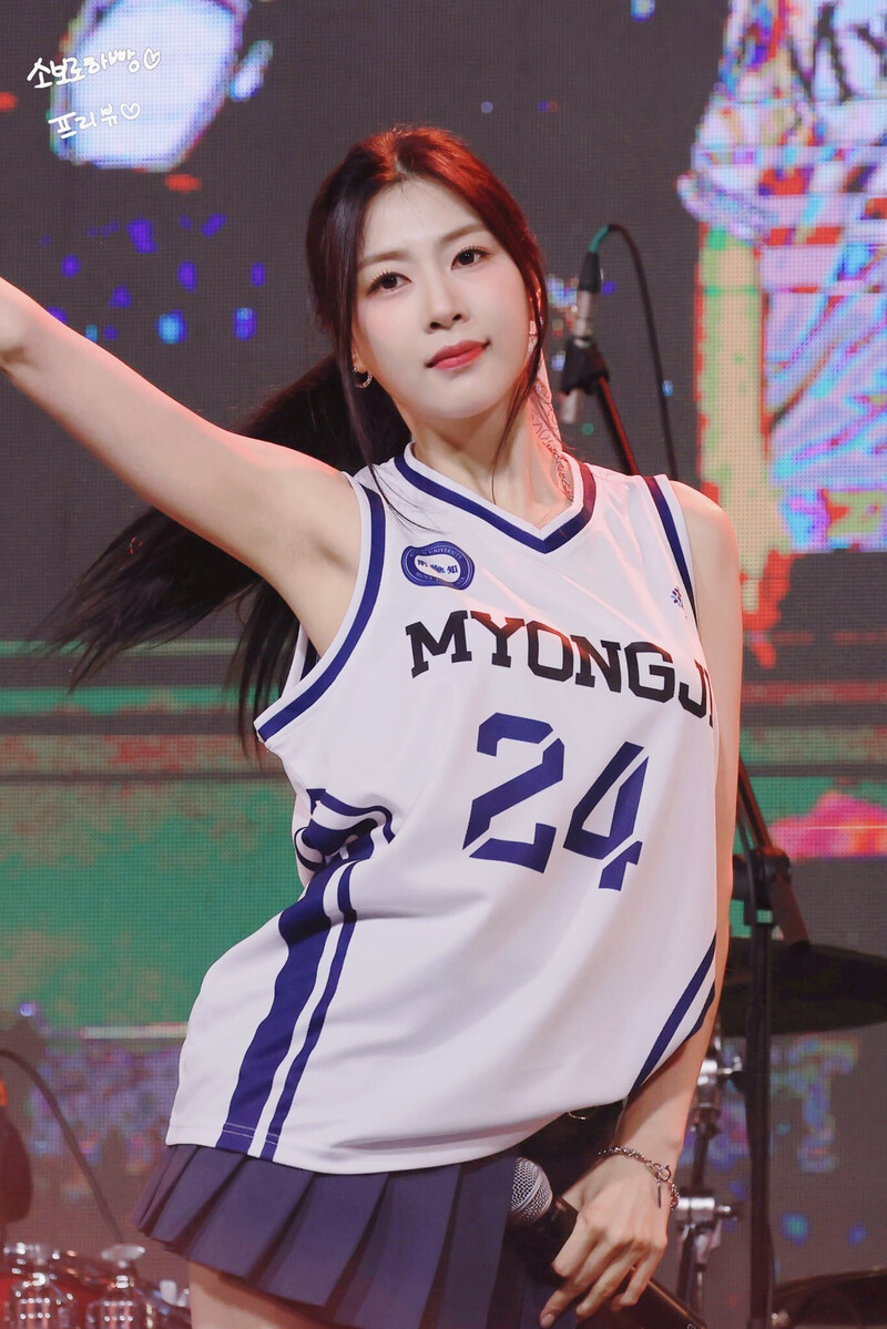 241007 Apink HAYOUNG - at 'Myongji University Festival' documents 10