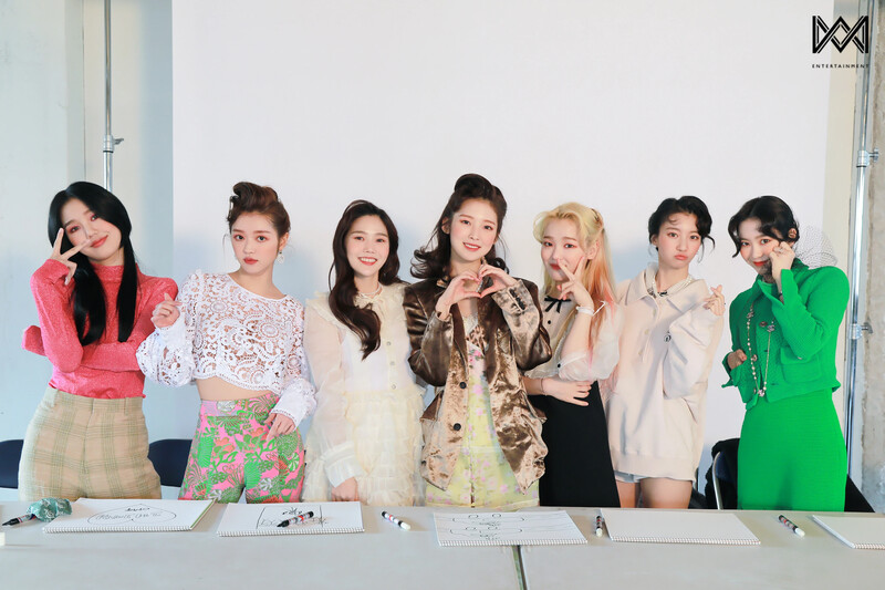 210430 WM Naver Post - OH MY GIRL's W Magazine Photoshoot Behind documents 1