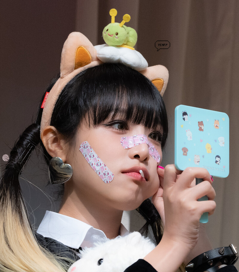 220806 Yena documents 12