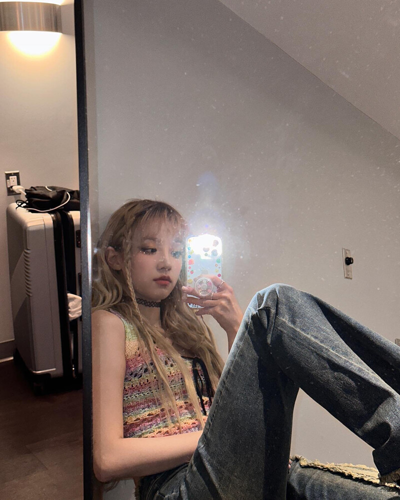 230827 - YUQI Instagram Update documents 5