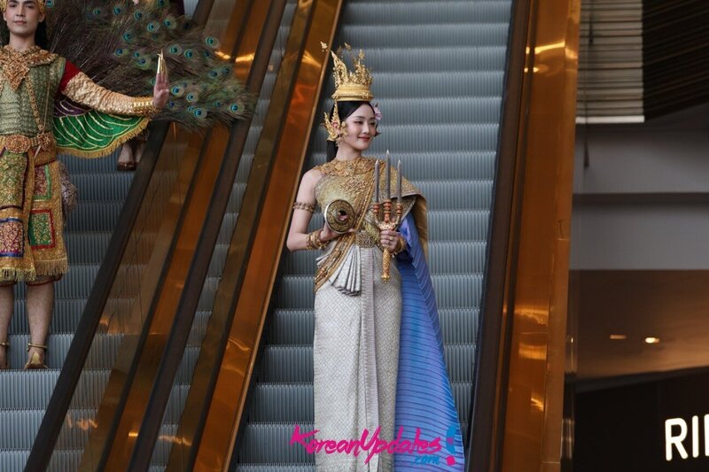 240414 (G)I-DLE Minnie - Songkran Celebration in Thailand documents 3